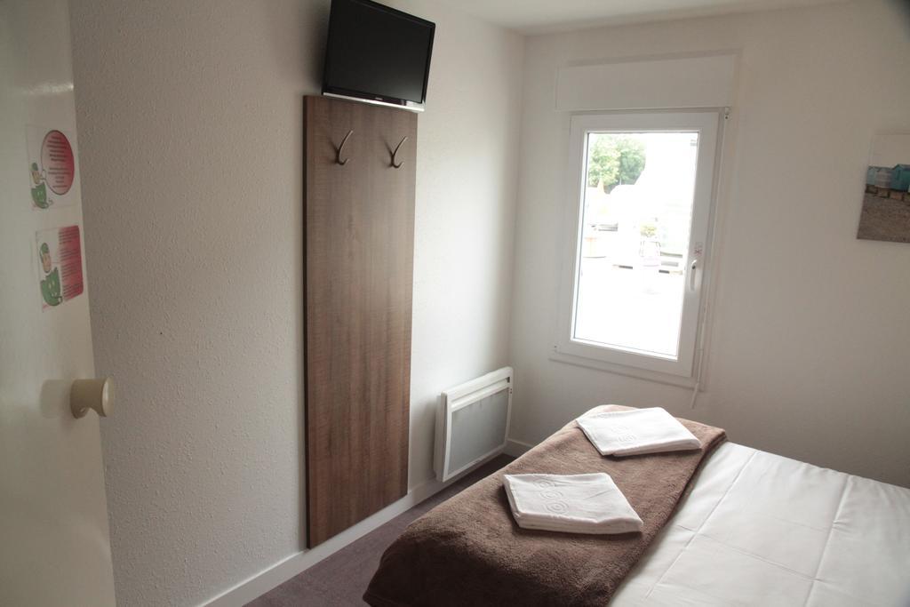 Fasthotel Caen Memorial Bagian luar foto